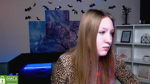 Snapshot of playful_sophie chatting on January 3, 4:48 pm Sophie online show from January 3, 4:48 pm