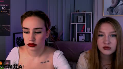 Snapshot of playful_sophie chatting on January 28, 8:58 pm Sophie online show from January 28, 8:58 pm