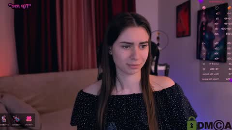 Snapshot of playful_sophie chatting on January 30, 9:47 pm Sophie online show from January 30, 9:47 pm