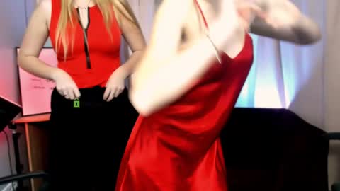 Snapshot of playful_sophie chatting on January 31, 1:56 pm Sophie online show from January 31, 1:56 pm