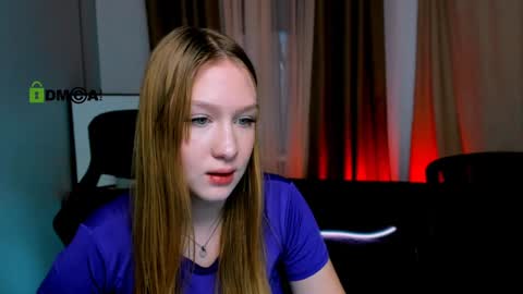 Snapshot of playful_sophie chatting on February 7, 2:37 pm Sophie online show from February 7, 2:37 pm