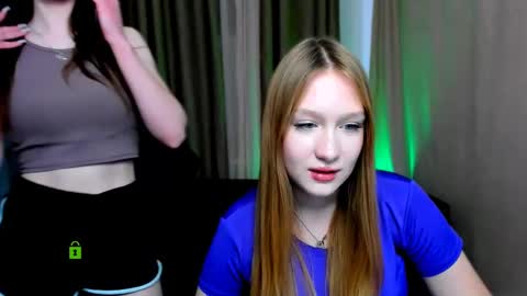 Snapshot of playful_sophie chatting on February 17, 4:48 pm Sophie online show from February 17, 4:48 pm