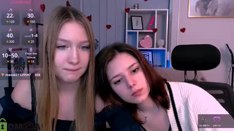 Snapshot of playful_sophie chatting on March 1, 4:54 pm Sophie online show from March 1, 4:54 pm