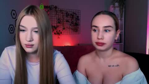 Sophie online show from December 19, 9:11 pm