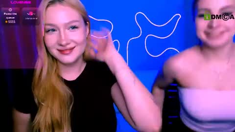 Snapshot of playful_sophie chatting on June 12, 7:35 pm Sophie online show from June 12, 7:35 pm