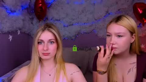 Sophie online show from June 24, 7:02 pm