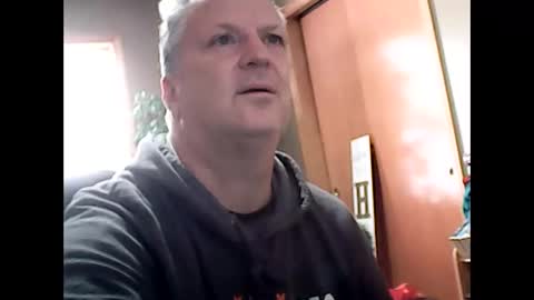 Snapshot of playfulguy4fun chatting on December 15, 6:12 pm playfulguy4fun online show from December 15, 6:12 pm