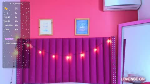 Snapshot of playfuljust_18 chatting on December 18, 12:40 pm SAMARA online show from December 18, 12:40 pm