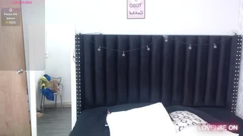 Snapshot of playfuljust_18 chatting on January 18, 12:47 pm SAMARA online show from January 18, 12:47 pm