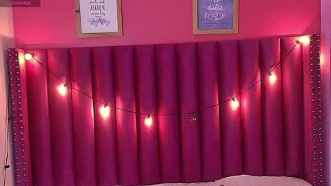 Snapshot of playfuljust_18 chatting on February 4, 12:44 pm SAMARA online show from February 4, 12:44 pm