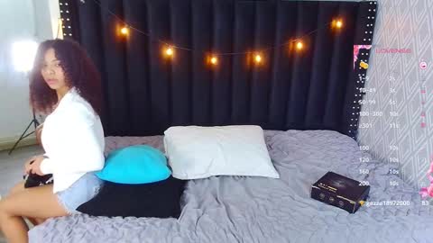 Snapshot of playfuljust_18 chatting on March 5, 2:57 am SAMARA online show from March 5, 2:57 am