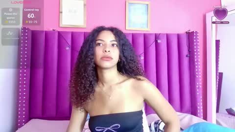 Snapshot of playfuljust_18 chatting on December 3, 12:36 pm SAMARA online show from December 3, 12:36 pm