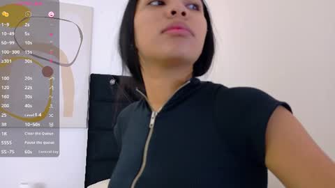 Snapshot of playfuljust_18 chatting on June 10, 12:37 pm SAMARA online show from June 10, 12:37 pm