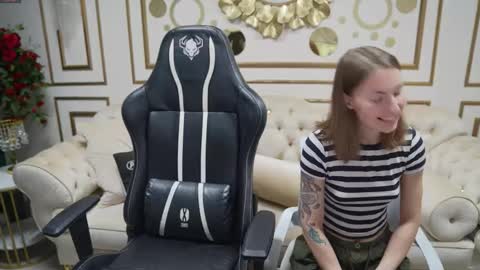 Lana online show from January 9, 11:46 am