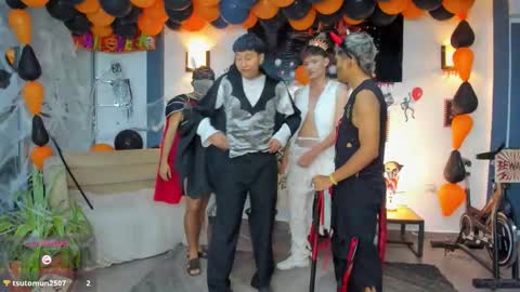   online show from October 31, 11:28 pm