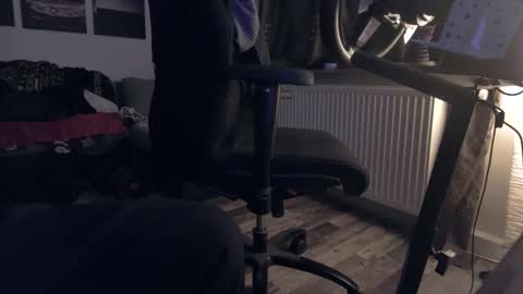 Hello ask me  . Im glad  to see you here in my room. Welcome PVT is open online show from December 20, 7:43 pm