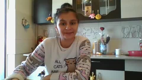pleas3s_sweet online show from March 10, 7:42 am