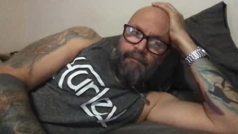 Snapshot of pleasesitonmycock chatting on January 29, 8:08 am PleaseSitOnMyCock online show from January 29, 8:08 am