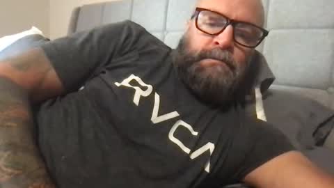 Snapshot of pleasesitonmycock chatting on May 26, 4:36 pm PleaseSitOnMyCock online show from May 26, 4:36 pm