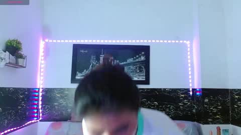 Snapshot of pleassing_neighbour chatting on May 15, 3:13 am Zalome online show from May 15, 3:13 am