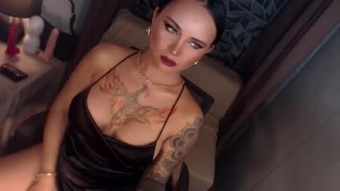 Snapshot of pleasurepleasermistress chatting on September 11, 4:01 am Angel online show from September 11, 4:01 am