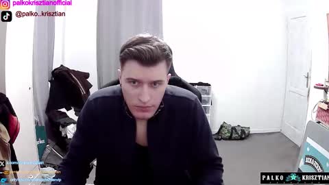 plkrisztian online show from December 16, 12:54 pm