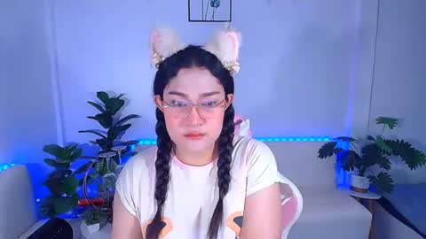 Ploysai online show from September 12, 2:33 am