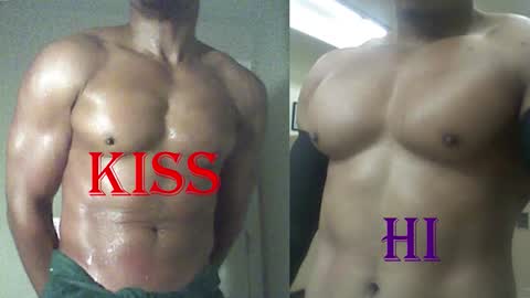 StraightPlush online show from March 18, 2:37 am