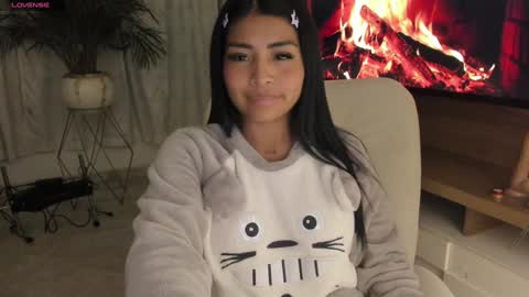 Nicole online show from January 25, 9:26 am