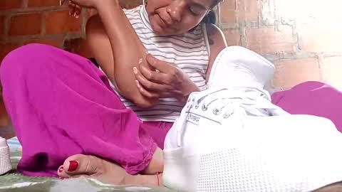 pocahontasdoll95 online show from April 27, 4:16 pm