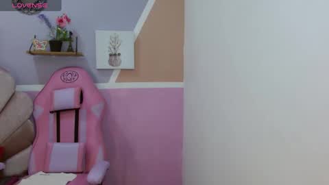 poison_liv online show from February 7, 2:26 pm