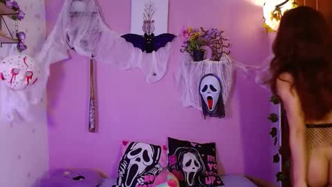 poison_liv online show from October 6, 1:41 pm