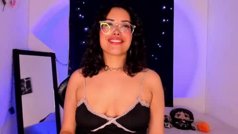 Snapshot of poison_willow chatting on February 7, 9:58 pm Willow Hours 12pm to 630pm Colombian time FRIDAY AND SUNDAY FREE DAYS online show from February 7, 9:58 pm