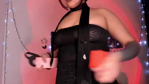 Snapshot of poison_willow chatting on October 16, 6:31 pm Willow Hours 12pm to 630pm Colombian time FRIDAY AND SUNDAY FREE DAYS online show from October 16, 6:31 pm