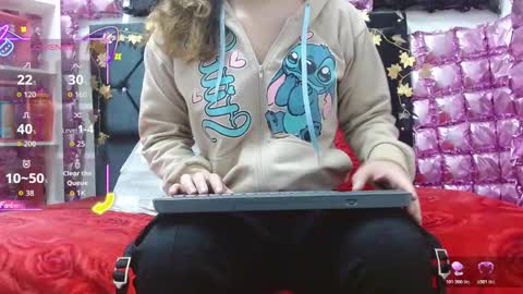 Snapshot of poisondost_hot chatting on November 26, 11:44 am Aleja online show from November 26, 11:44 am