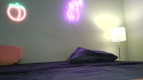 Snapshot of poisonedpeach chatting on January 15, 5:08 am Jenna online show from January 15, 5:08 am