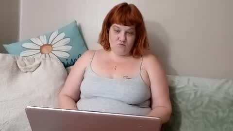 Poison Ivy online show from January 15, 3:43 am