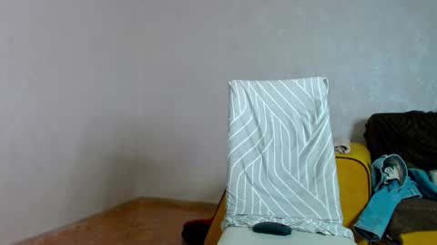 Snapshot of pola_xx chatting on February 23, 4:39 am 9pm - 11pm GMT3 online show from February 23, 4:39 am