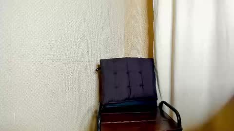 Snapshot of pola_xx chatting on October 24, 6:26 pm 9pm - 11pm GMT3 online show from October 24, 6:26 pm