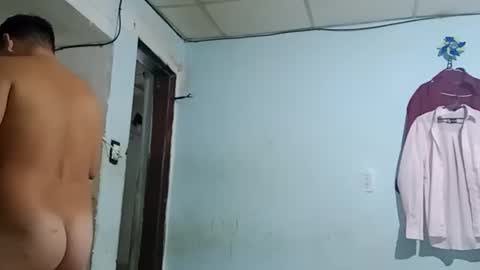 polak9428 online show from March 23, 10:47 pm