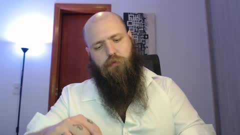 Bear online show from February 24, 6:27 am