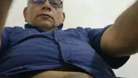 poli online show from April 18, 7:18 pm