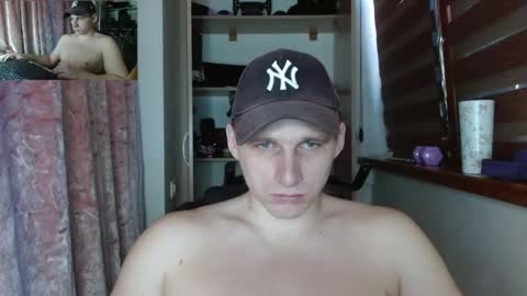 Snapshot of poliglotjoe2 chatting on May 7, 11:15 am Poliglotjoe2 online show from May 7, 11:15 am