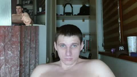 Snapshot of poliglotjoe2 chatting on May 13, 5:43 pm Poliglotjoe2 online show from May 13, 5:43 pm