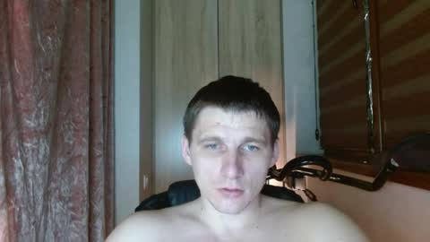 Snapshot of poliglotjoe2 chatting on May 22, 10:59 pm Poliglotjoe2 online show from May 22, 10:59 pm