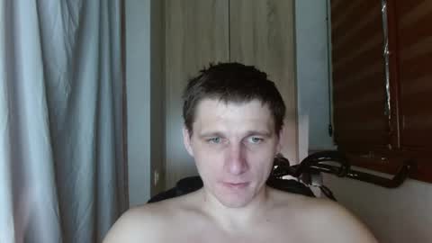 Snapshot of poliglotjoe2 chatting on May 27, 2:30 am Poliglotjoe2 online show from May 27, 2:30 am