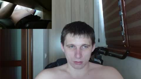Snapshot of poliglotjoe2 chatting on June 12, 1:43 pm Poliglotjoe2 online show from June 12, 1:43 pm