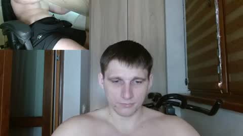 Snapshot of poliglotjoe2 chatting on June 18, 4:11 pm Poliglotjoe2 online show from June 18, 4:11 pm