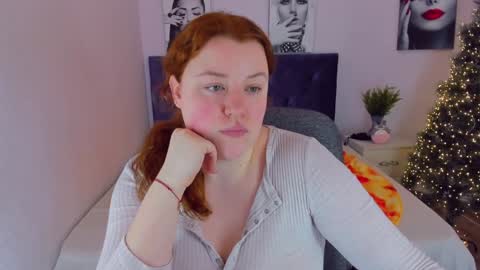 Snapshot of polinasallivan chatting on December 22, 11:11 am Polina online show from December 22, 11:11 am
