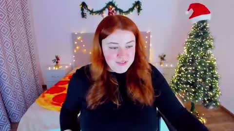 Snapshot of polinasallivan chatting on December 24, 12:22 pm Polina online show from December 24, 12:22 pm